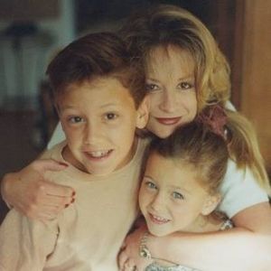 Meet your Posher, Lee